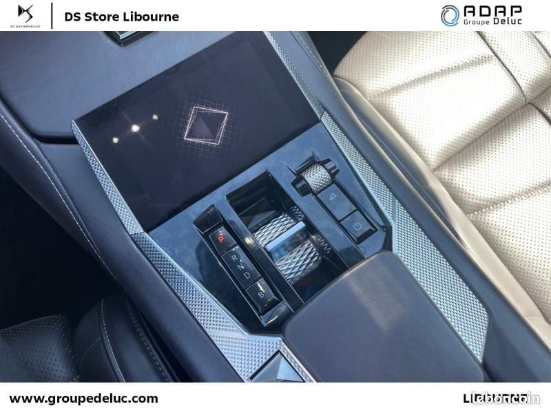 Ds DS 4 E-TENSE 225ch La Première (image 13)