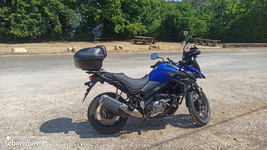 Suzuki V-Strom 650 XT (Full) – 20 700 km – Excellent état (image 1)