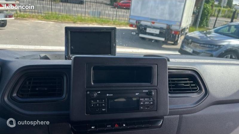 Renault Master Véhicule utilitaire ou Société RJ3500 L2 2.3 Blue dCi PAF AR court 130ch Confort EuroVI (image 9)