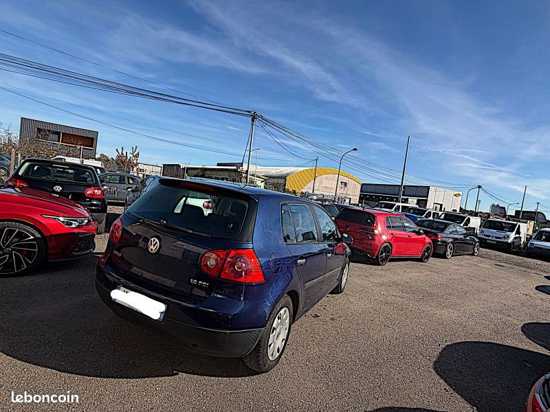 Volkswagen GOLF V 1.6 FSI 115CH TREND 5P (image 5)