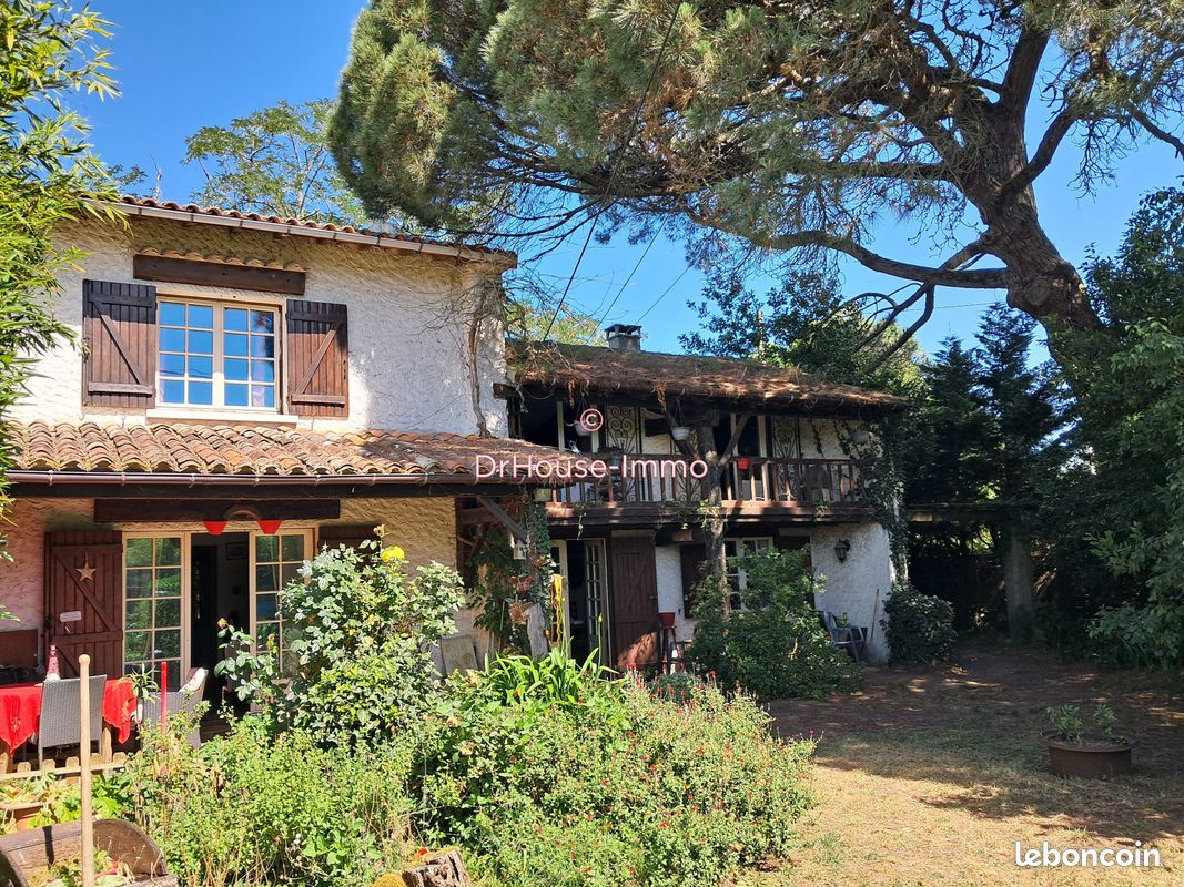 Maison 6 pièces 183 m² · à Lesparre-Médoc · 183 m² · 282 960 €