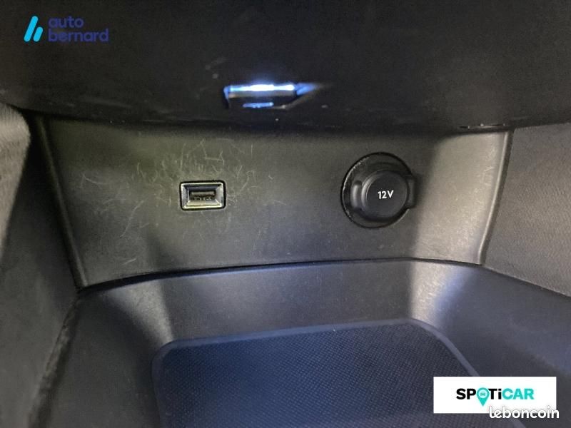 Peugeot 3008 1.5 BlueHDi 130ch S&S Active Pack EAT8 (image 19)