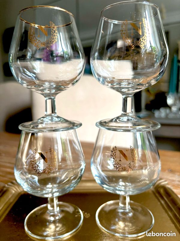 Lot de 4 verres à digestif Napoléon (image 1)