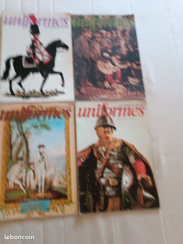 Vends 16 revues anciennes " UNIFORMES - Les Armées de L'histoire " (image 1)