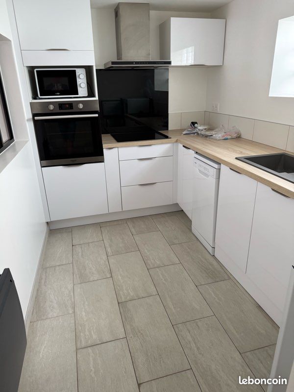 Maison 3 pièces 60 m² · à Châteaubernard · 60 m² · 790 €
