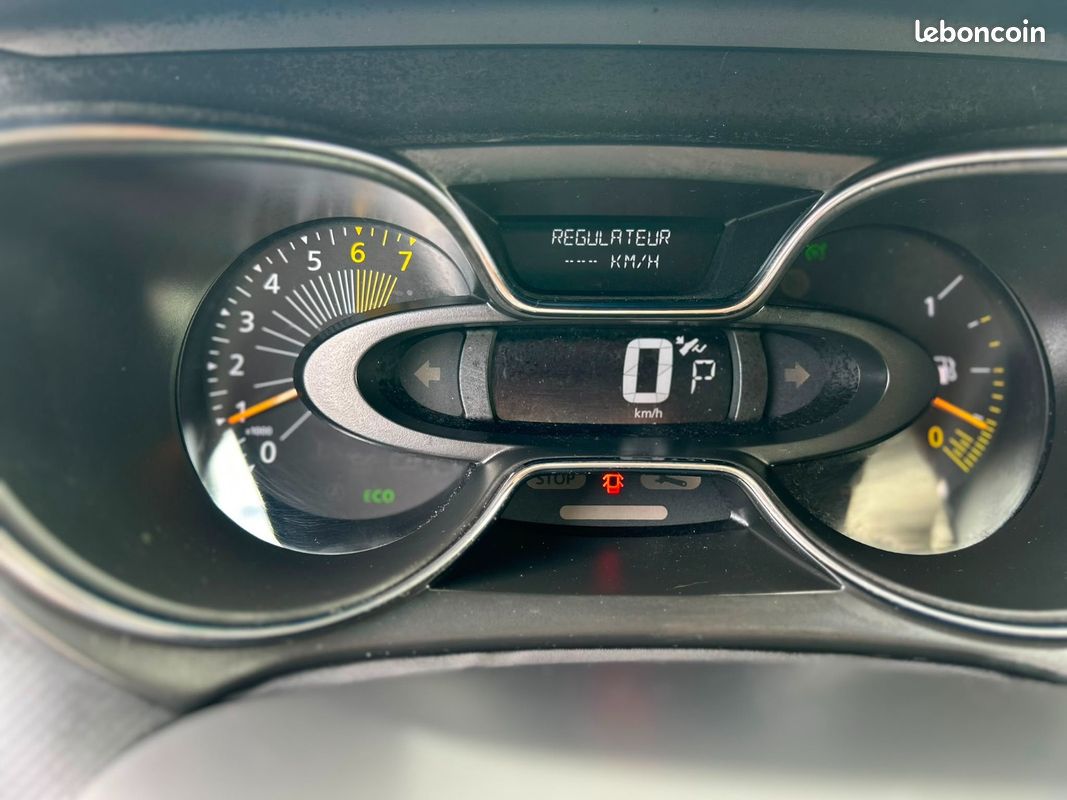 Renault CAPTUR Intens (image 30)