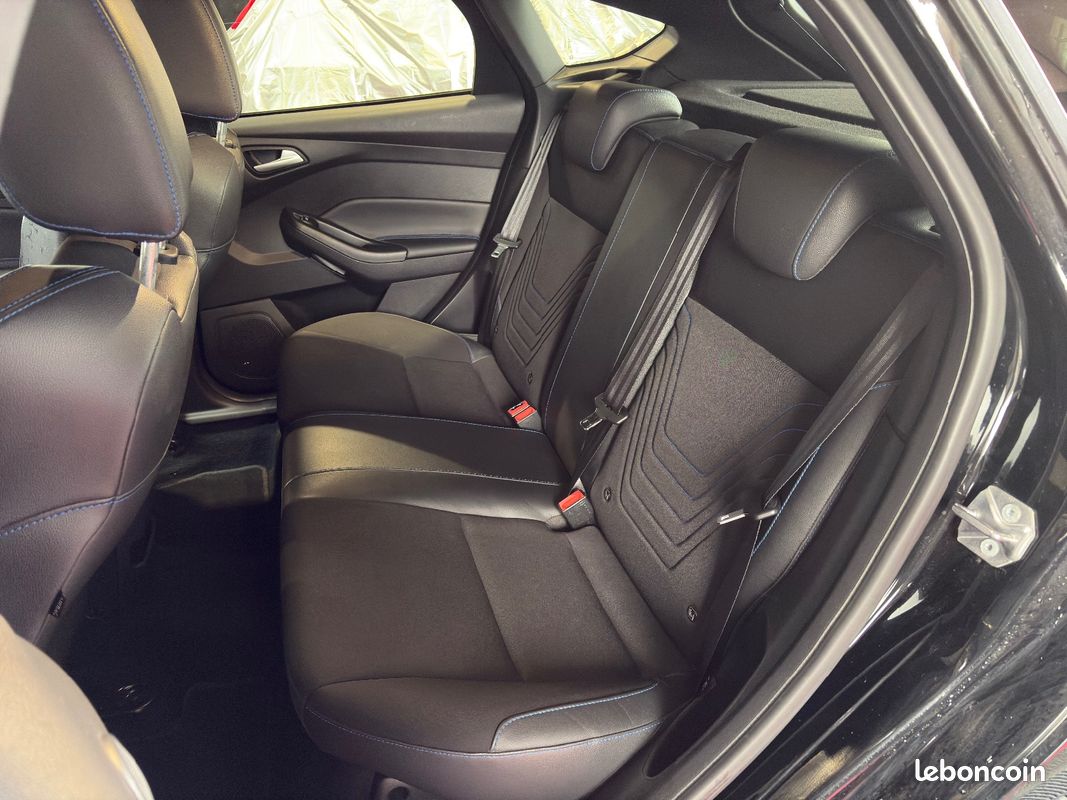 FORD FOCUS 2.3 EcoBoost 350 CV RS - Entretien complet FORD - Apple Carplay - Sono Sony - (image 14)