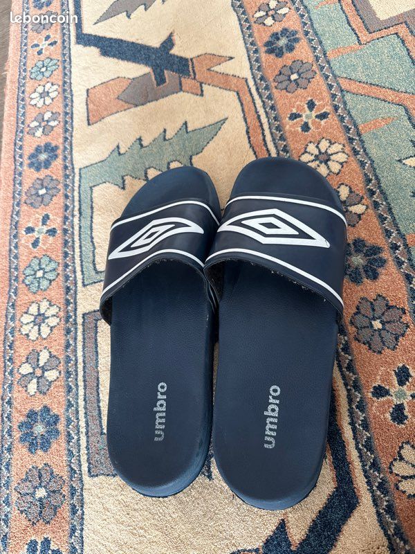 Claquettes umbro Chaussures