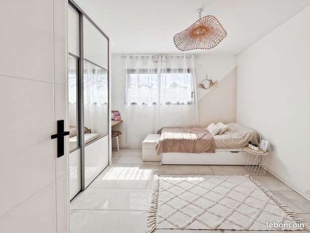 Maison 7 pièces 210 m² — 14