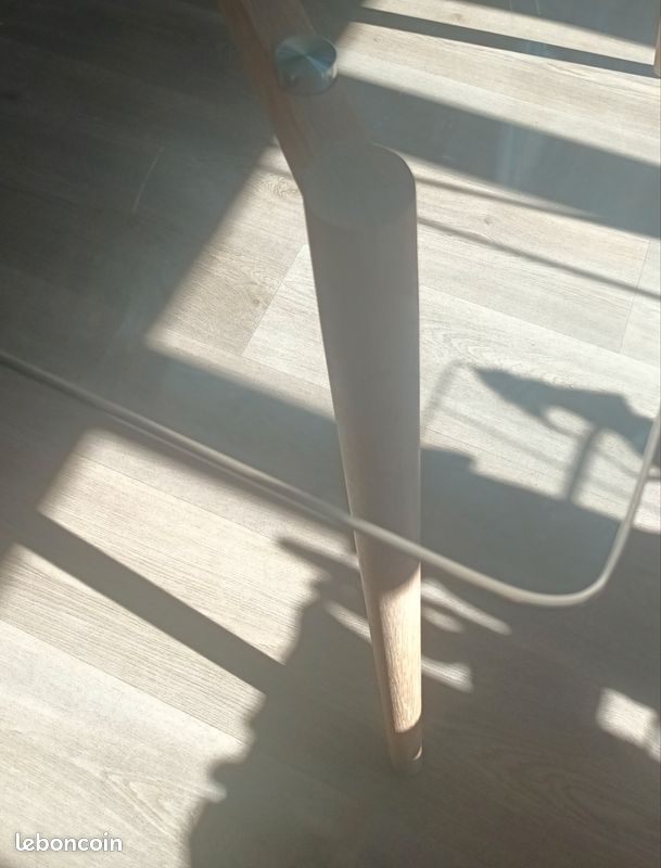 Table en verre transparente (image 2)