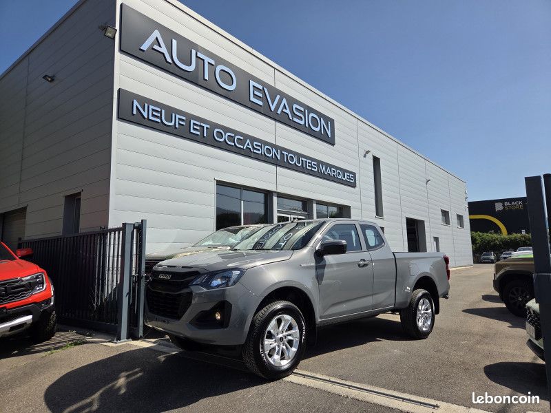 Isuzu D-MAX 2.2 DDI 164CH EVOLUTION SPACE M/T (image 1)