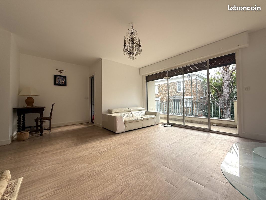 Appartement 3 pièces 69 m² · à Le Vésinet · 69 m² · 1 650 €/mois