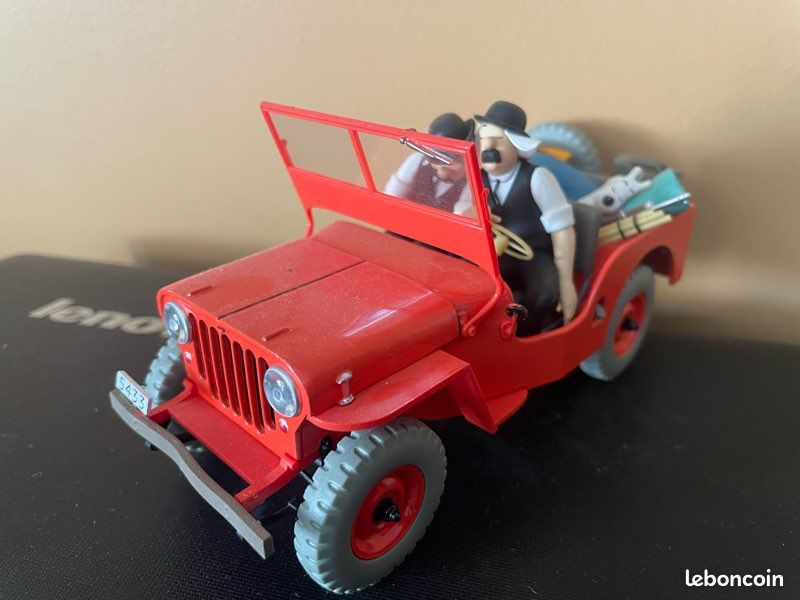 Miniature Tintin Bugatti Type 37 Sport - Voiture De Collection 1/43 Hergé Moulinsart