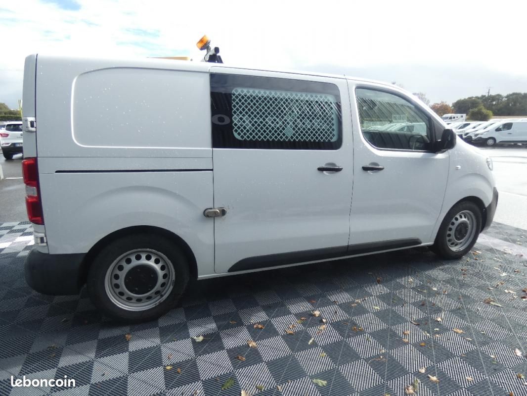 Peugeot Expert FGN STANDARD 1.5 HDI 120 SetS BVM6 ASPHALT (image 4)