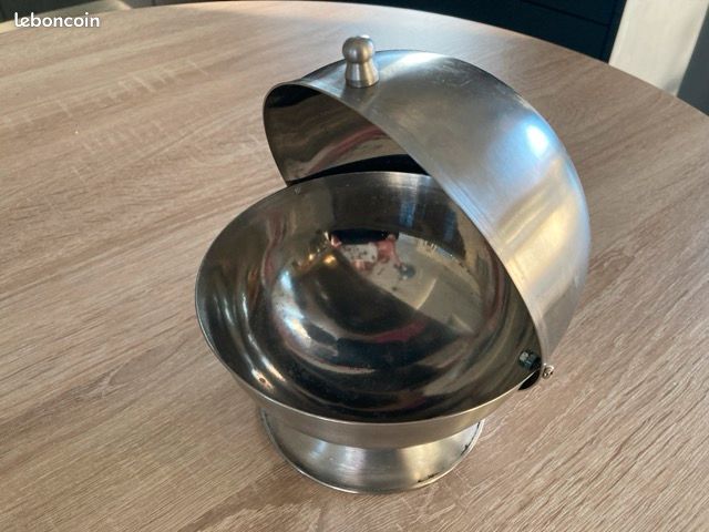 Bocal de 70cl en verre avec couvercle en bambou style bistrot | Leroy Bocal de 70cl en verre avec couvercle en bambou style bistrot | Leroy