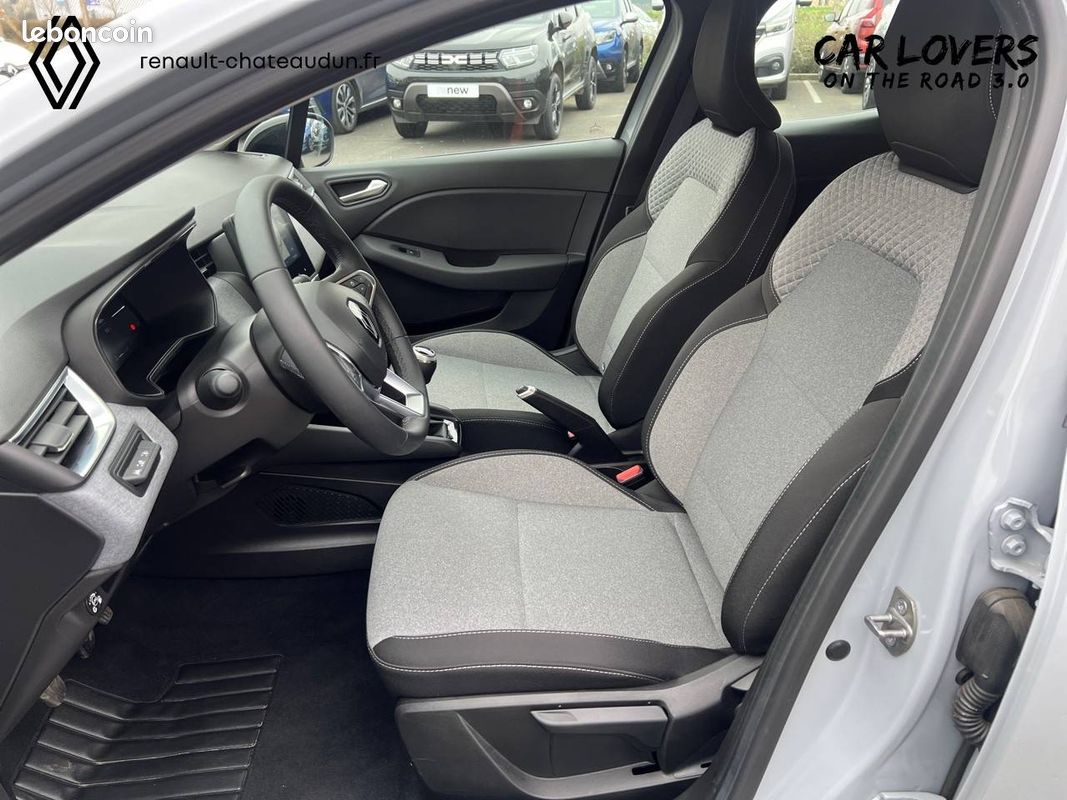 RENAULT Clio TCe 100 GPL Evolution (image 18)