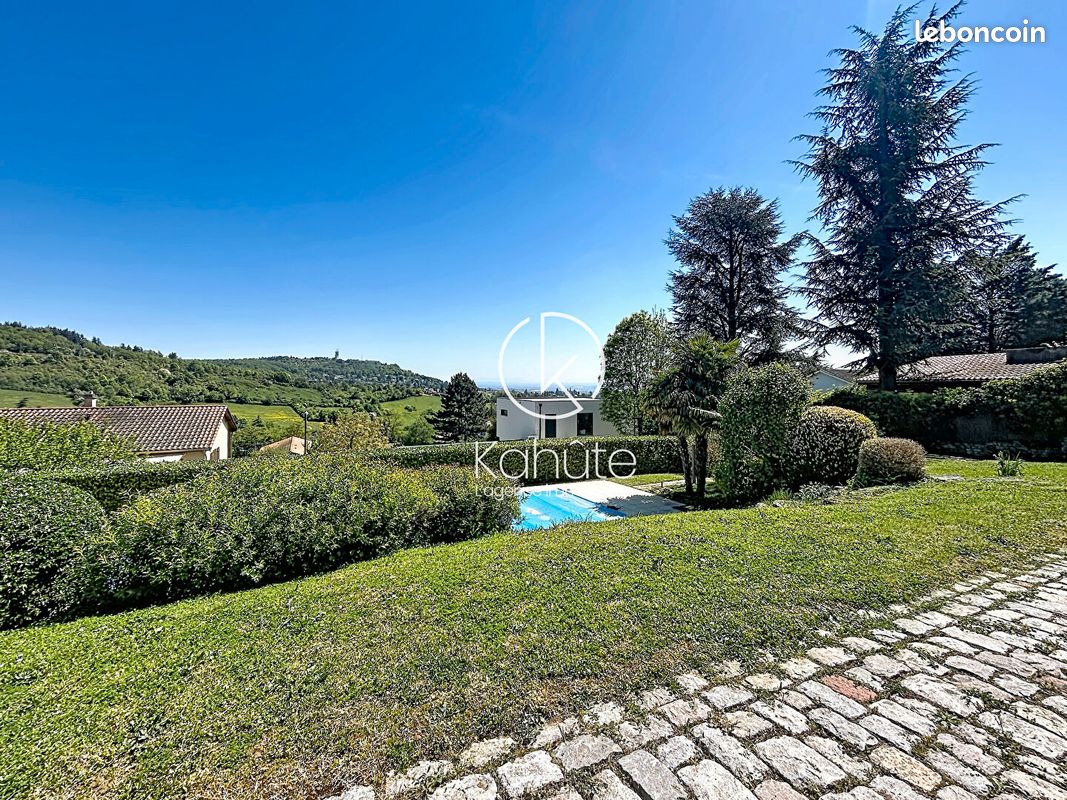 Maison 7 pièces 200 m² · à Saint-Didier-au-Mont-d'Or · 200 m² · 980 000 €