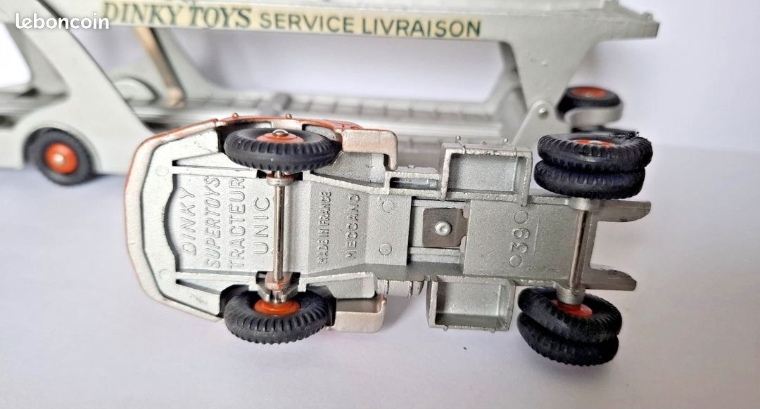 Dinky Toys France – Porte-voitures Unic/Boilot Réf 39A – Zamak – Échelle 1:43 – 1957