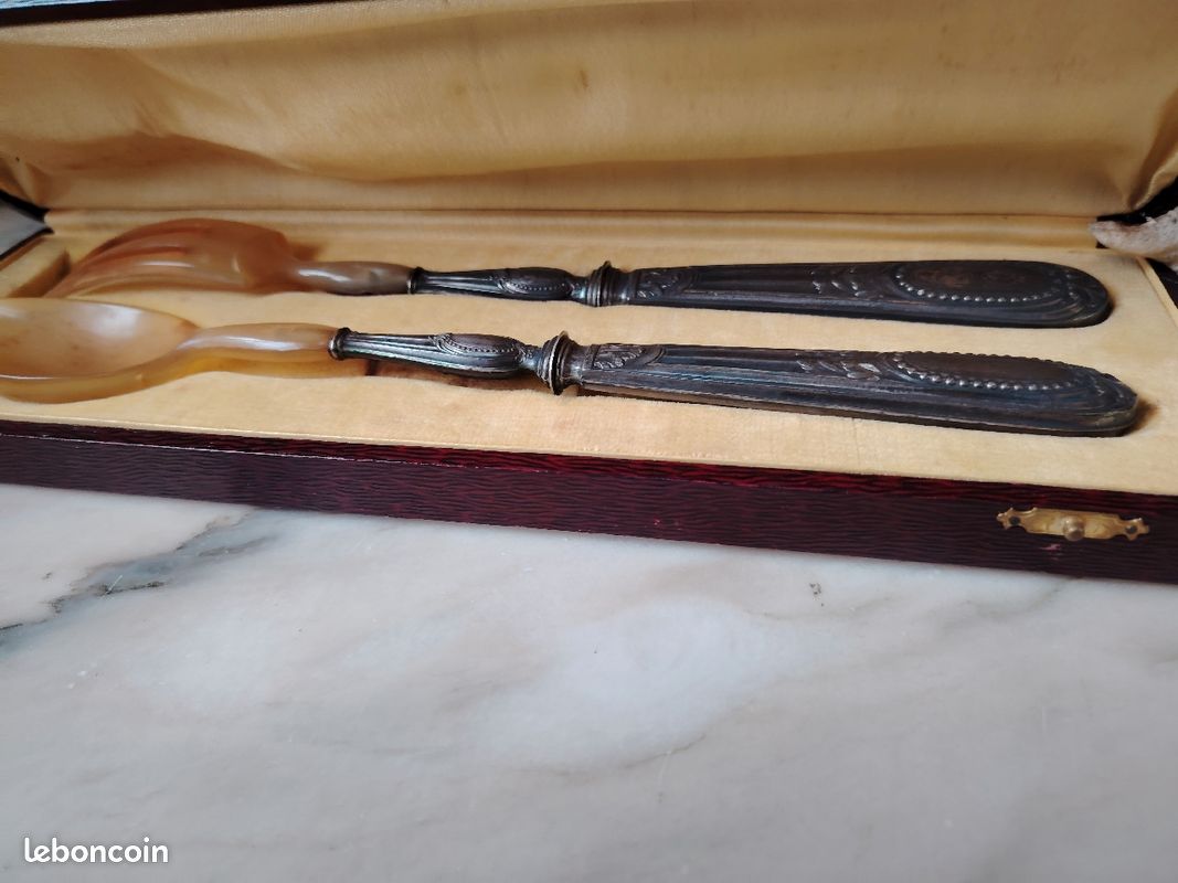Lot de couvert vintage dans sont coffret (image 2)