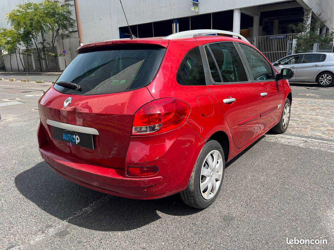 ⭐️⭐️⭐️⭐️⭐️ magnifique renault clio iii (2) estate 1.2 75 expression clim ( clim, vitre electrique, direction assitee, etc...... ) full suivi renault (image 4)