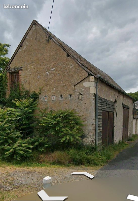 Grange et terrain · à Ballan-Miré · 220 000 €