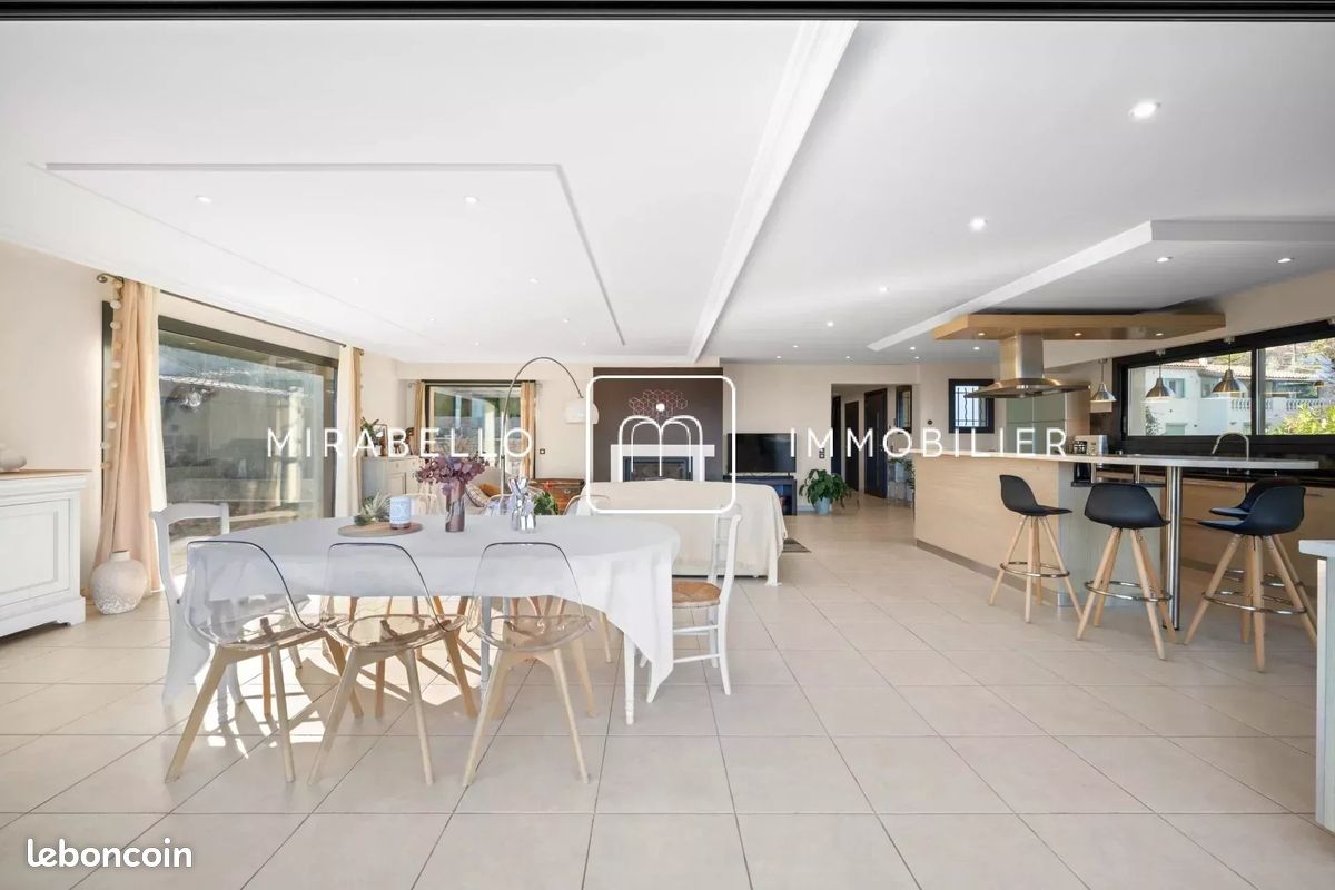 Maison 7 pièces 220 m² (image 11)