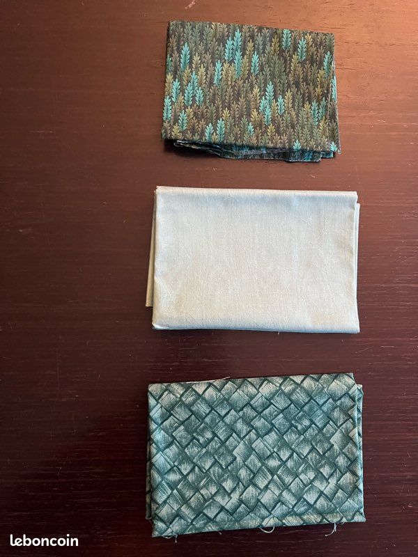 Lot De Tissus Patchwork – Petits Travaux, Tons Verts, Bleus, Noirs, Beiges