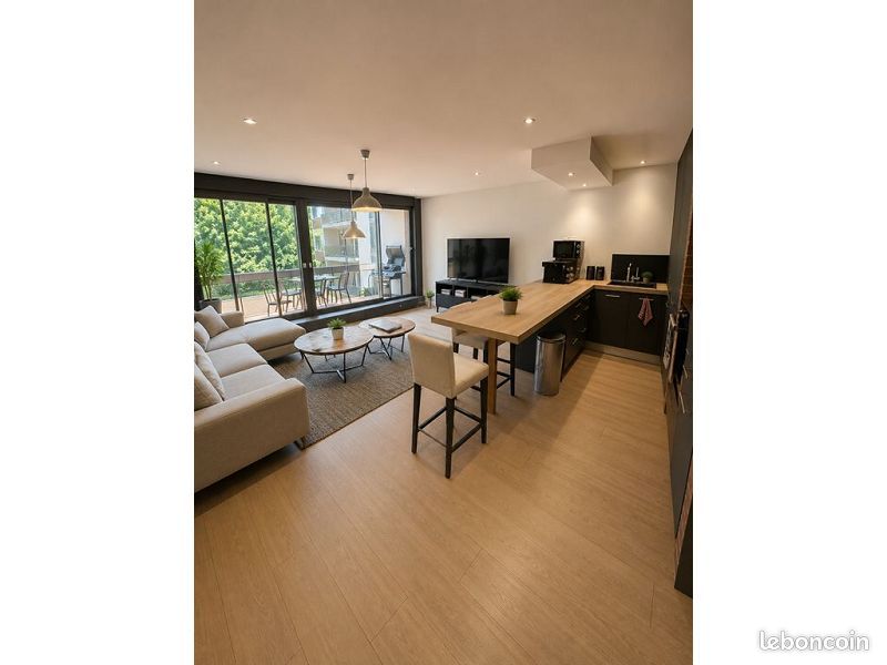 Appartement 3 pièces 75 m² · à Saint-Étienne · 75 m² · 125 000 €