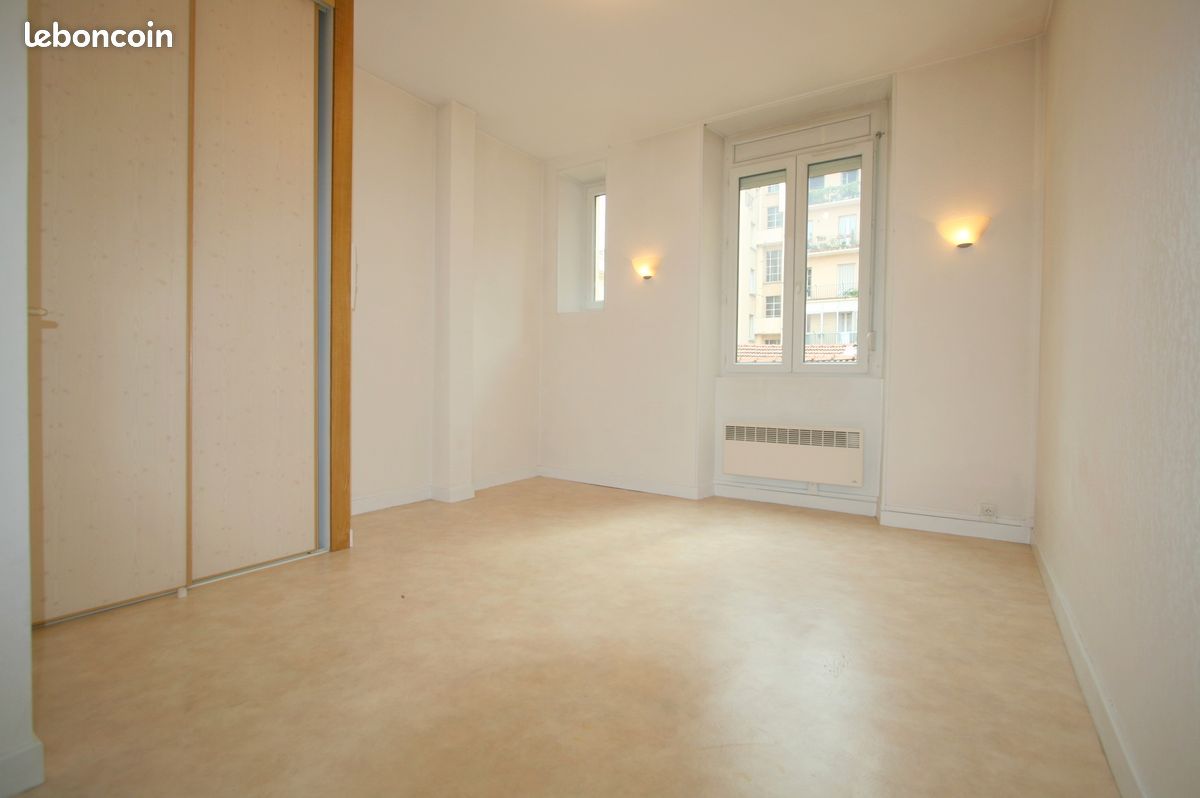 Appartement 1 pièce 25 m² · à Grenoble · 25 m² · 504 €/mois