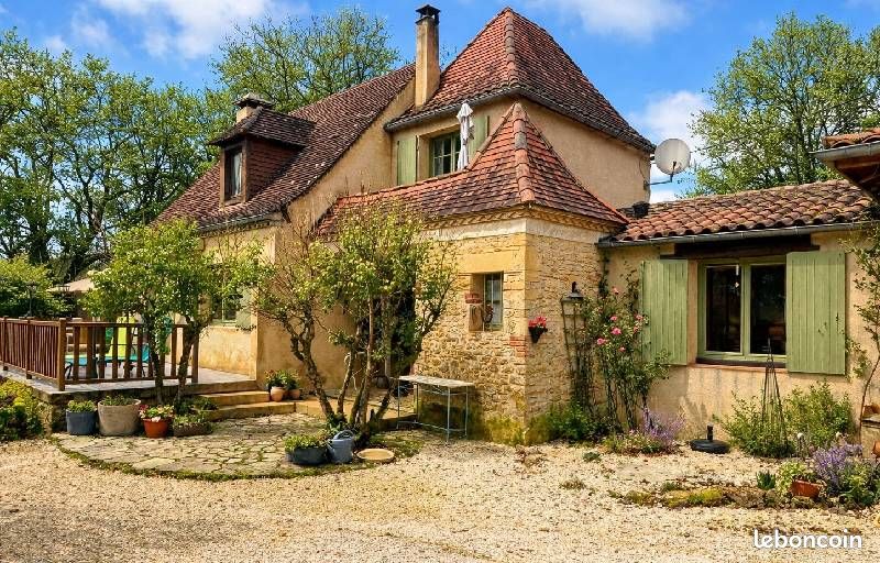 Maison 9 pièces 160 m² · à Val de Louyre Et Caudeau · 160 m² · 399 000 €