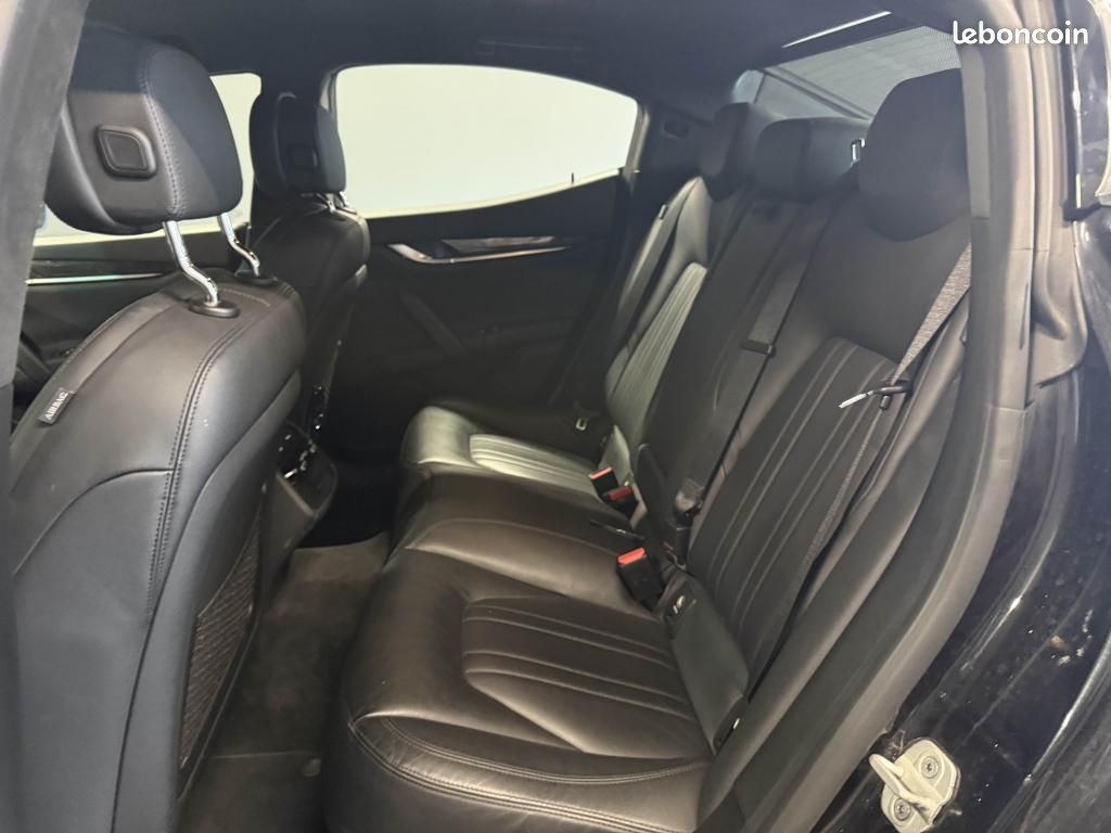 MASERATI GHIBLI 3.0i V6 S Q 4 (image 25)