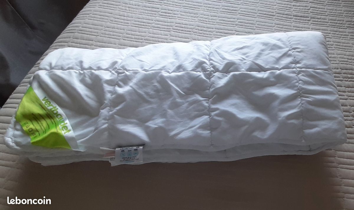Couette tempérée microfibre respirante traitée Passerelle de Vert Baudet (image 1)