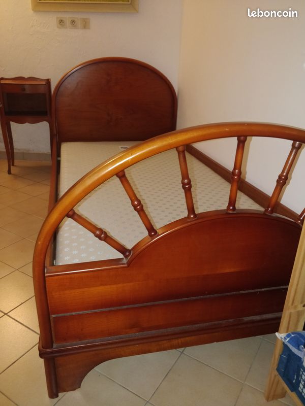 Lit enfant (2 disponibles) (image 1)