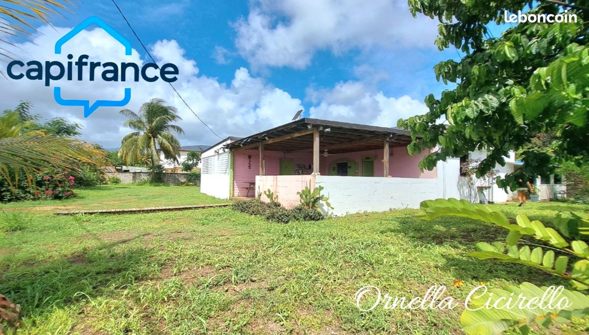Maison 6 pièces 222 m² · à Sainte-Rose · 222 m² · 360 000 €