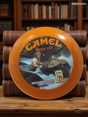 Cendrier à tabac vintage camel - Objet de collection emblématique pour les amateurs de tabac et les amateurs de rétro - Canada