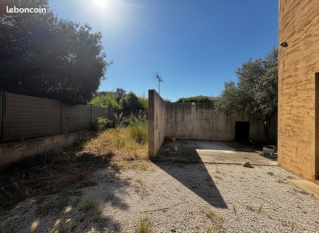 Maison 4 pièces 83 m² · à Nîmes · 83 m² · 1 300 €