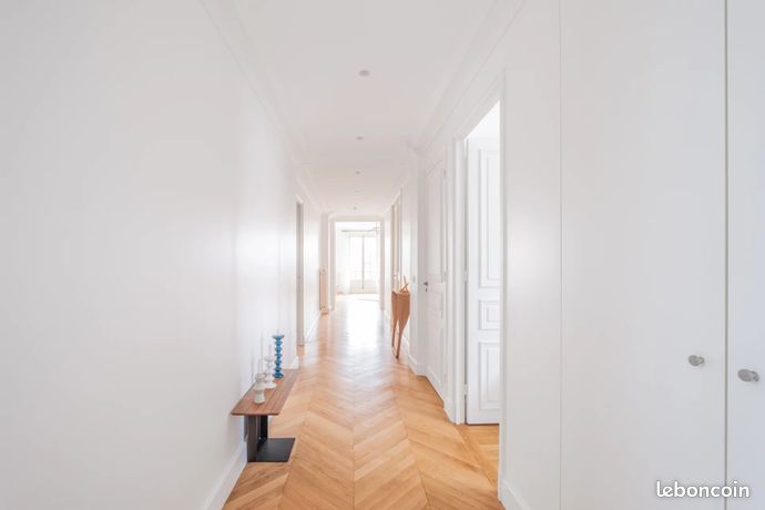 Appartement a louer paris-8e-arrondissement - 5 pièce(s) - 165 m2 - Surfyn