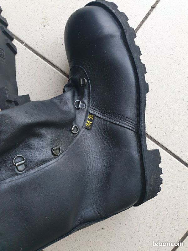 Chaussure de sécurité montante neuve coque fourrée made in France