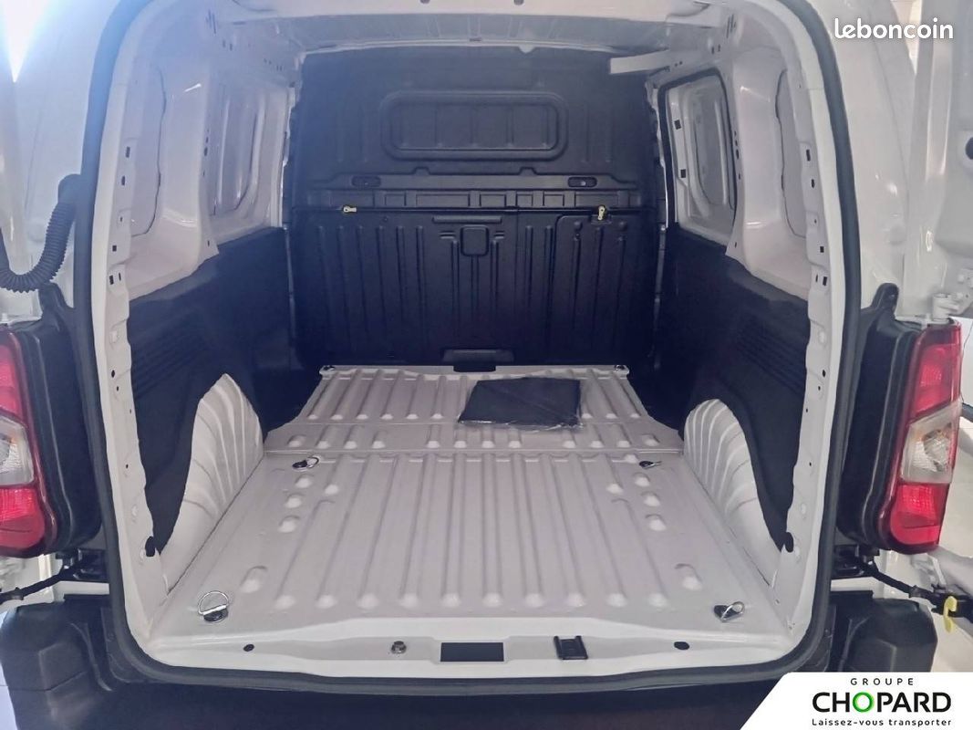 Citroen berlingo van m diesel 100 ch manuelle (image 11)