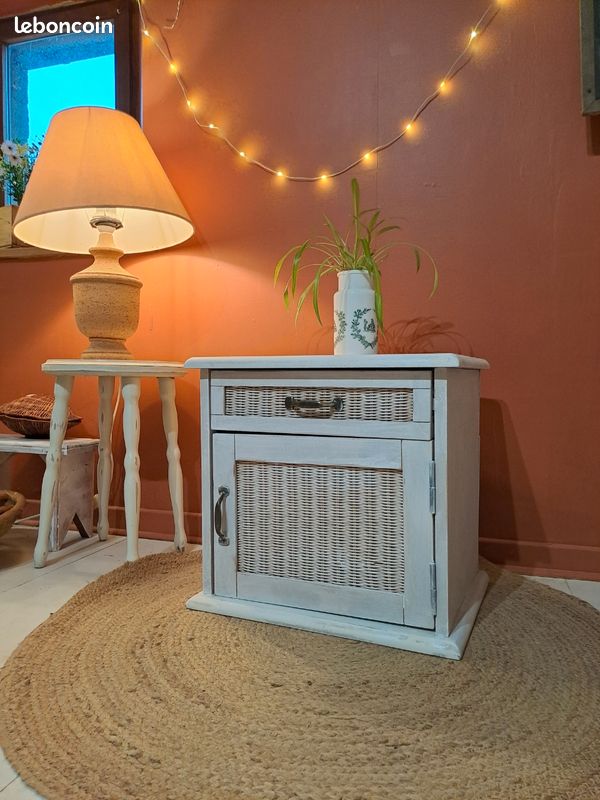 Chevet table de nuit bois blanc (image 1)