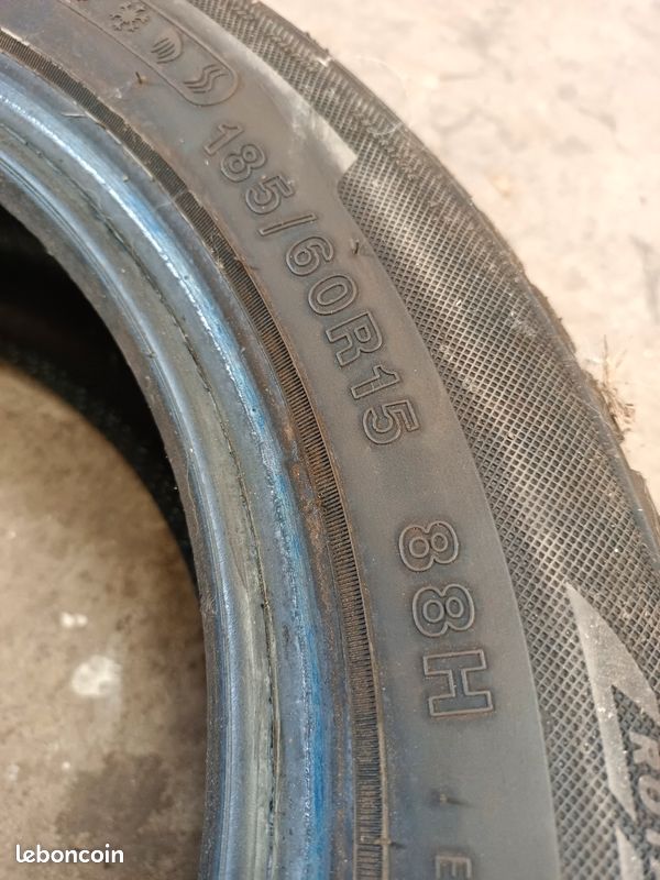 1 pneu 4 saisons 185/60R15 88H headway (image 1)