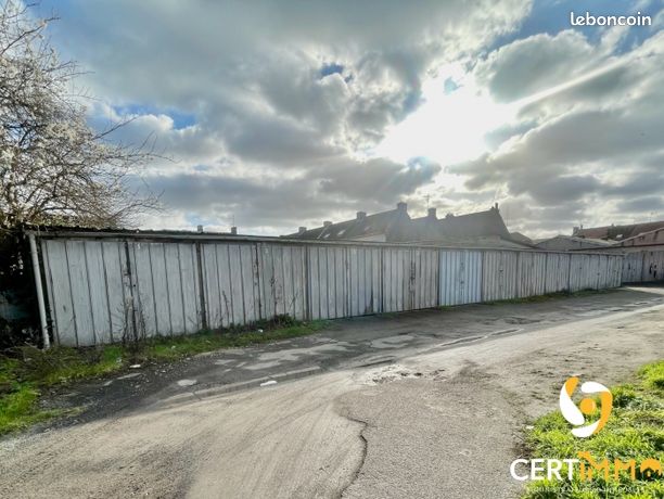 Parking/box 16 m² DENAIN
