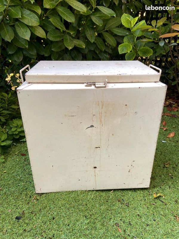Boîte de refroidissement du compresseur VF45P Boîte de refroidissement - 12/24 V - 220/240 V