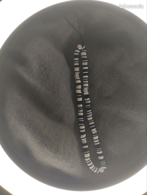 Bijou de téléphone (image 1)