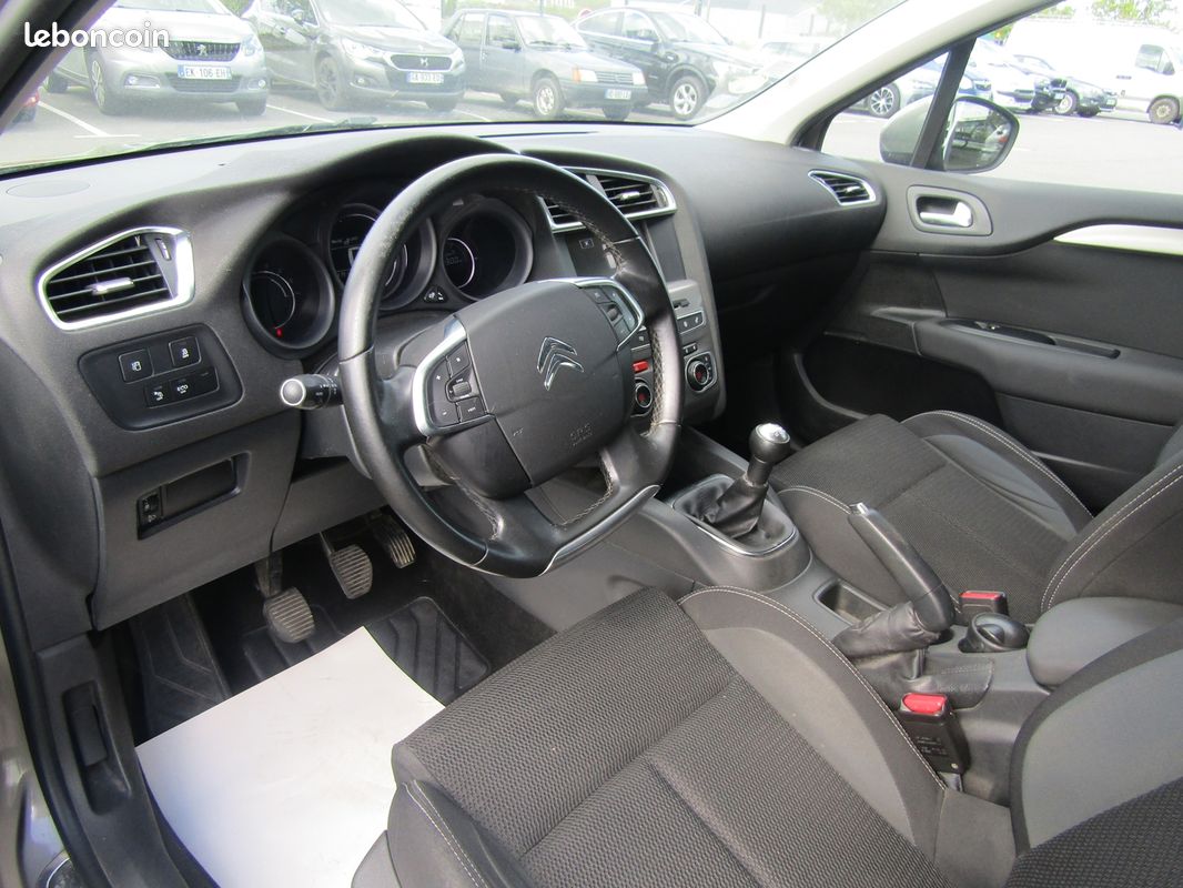 Citroen C4 BLUEHDI 100CH FEEL (image 4)
