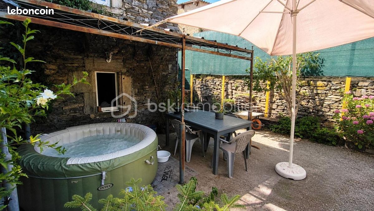 Maison 5 pièces 105 m² · à Saint-Pons-de-Thomières · 105 m² · 140 000 €