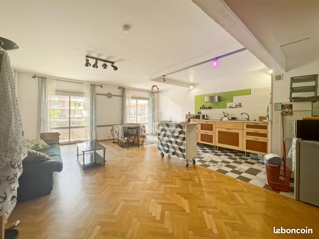 Appartement 4 pièces 88 m² · à Marseille · 88 m² · 168 000 €
