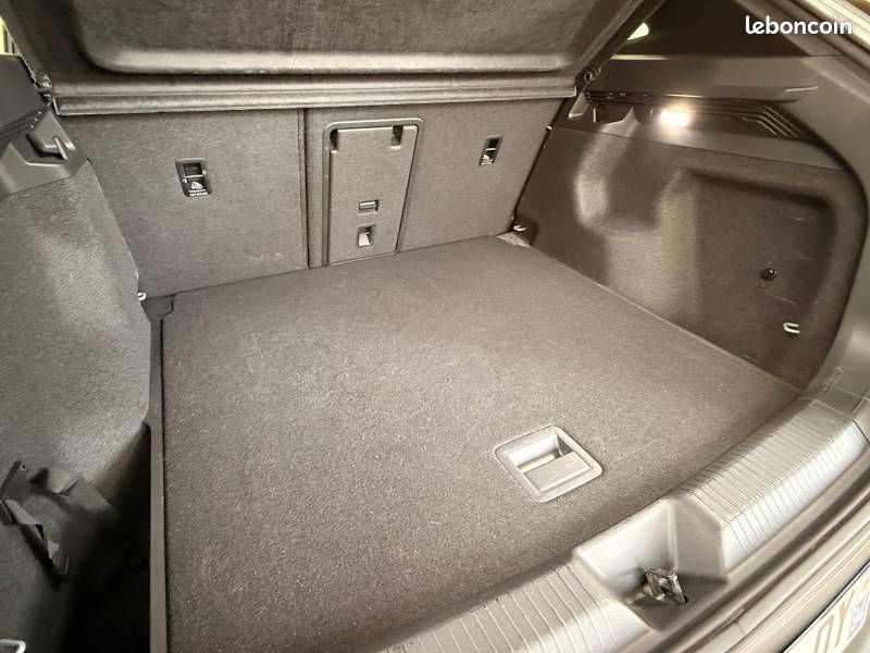 Volkswagen ID.4 170 ch Pure (image 9)