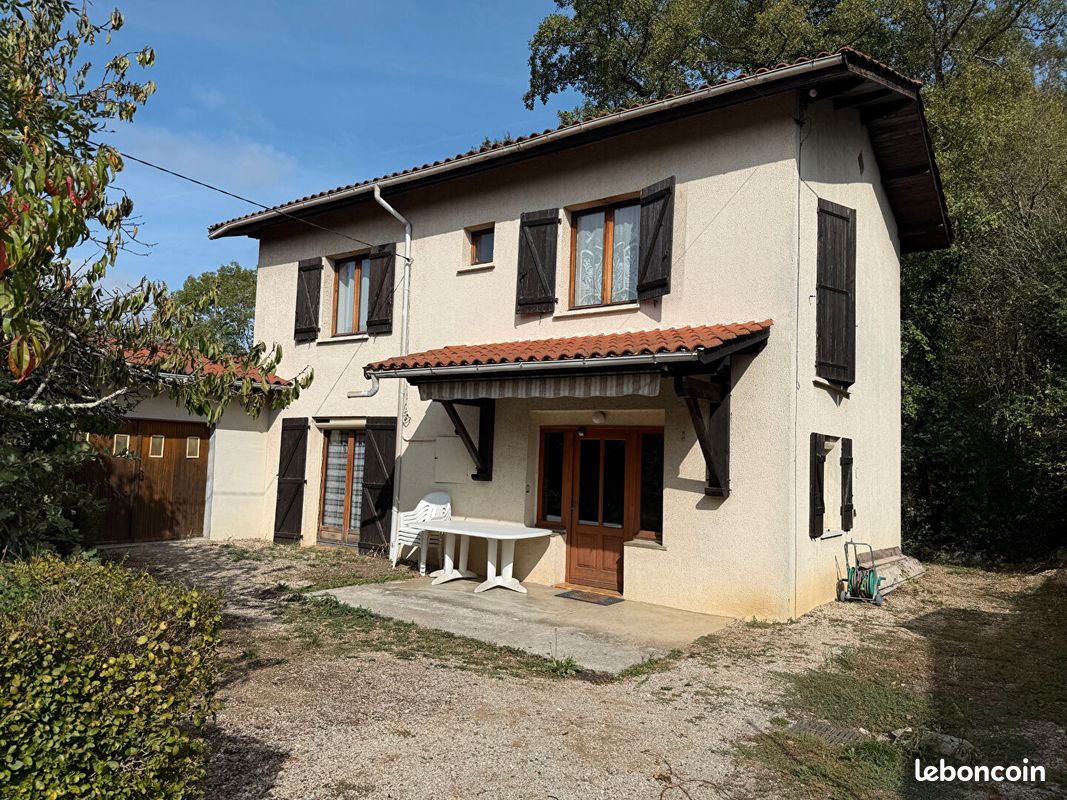 Maison 4 pièces 97 m² · à Marlieux · 97 m² · 235 000 €