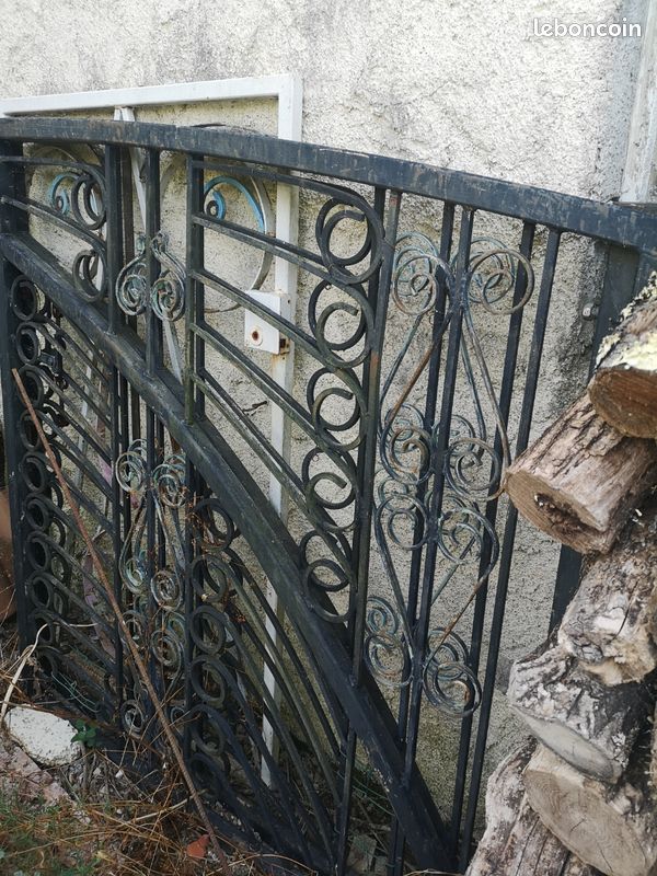 Bonjour je vends un portail en fer (image 2)